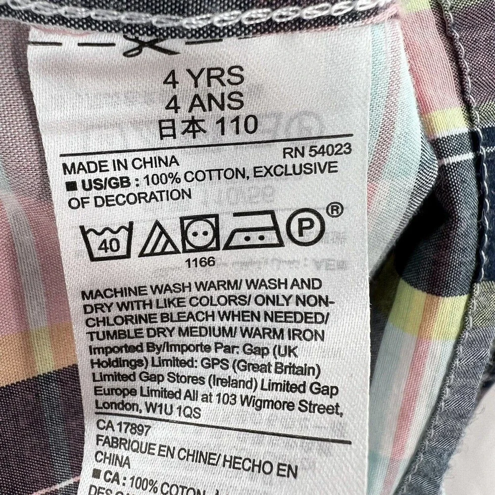 Gap Button Front Long Sleeve Size 4‎